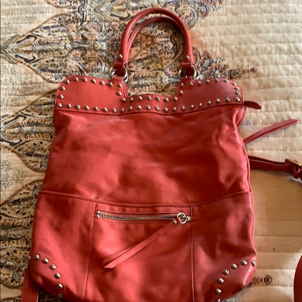 Salmon color Sorial leather tote